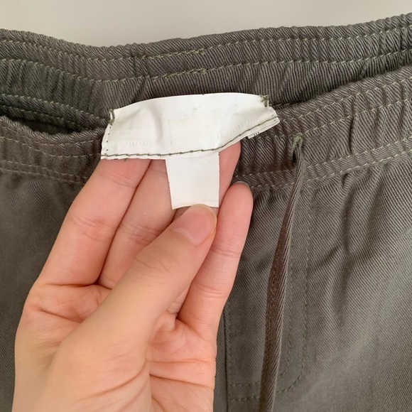 NWOT Drawstring Shorts - Picture 4 of 6